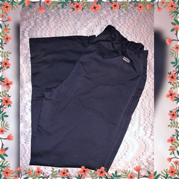 Grey’s Anatomy 5-pocket scrub pants size M & L - Picture 2 of 2